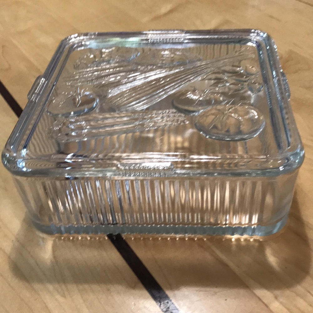Federal Glass Refrigerator Dish with Vegetable Motif